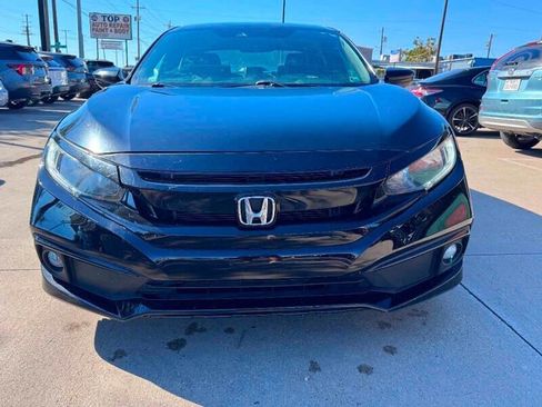 Used 2019 Honda Civic Sport image 2
