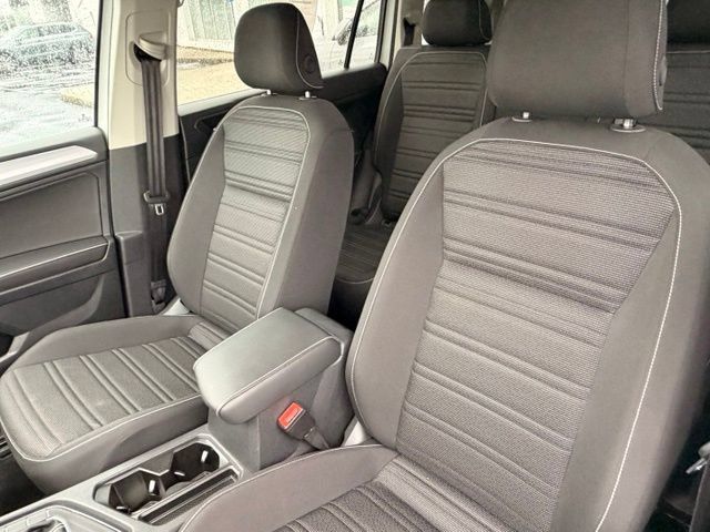 Certified 2024 Volkswagen Tiguan S FWD image 10
