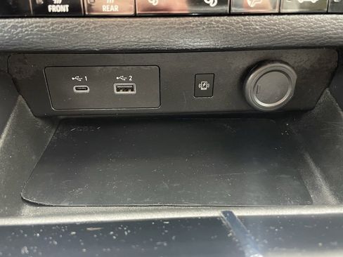 Used 2024 Mitsubishi Outlander SE image 34