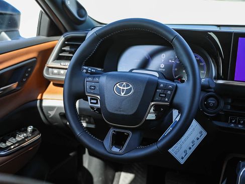 New 2026 Toyota Crown Signia AWD/4WD image 17
