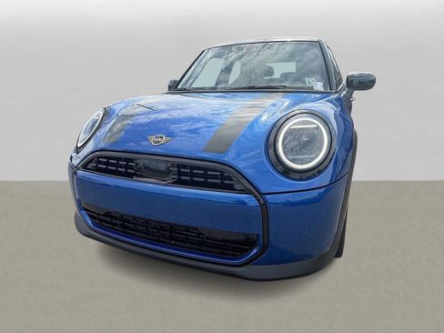 Used 2026 MINI Cooper 4-Door Hardtop FWD image 1