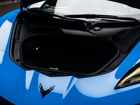 Used 2022 Chevrolet Corvette Stingray Premium Cpe w/ Battery Protection Package RWD image 43