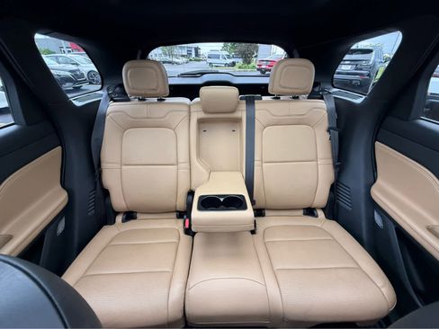 Used 2022 Lincoln Corsair Reserve w/ Equipment Group 201A AWD/4WD image 19