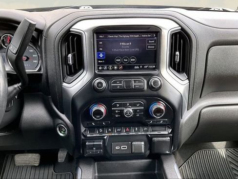Used 2019 Chevrolet Silverado 1500 RST w/ All-Star Edition image 8
