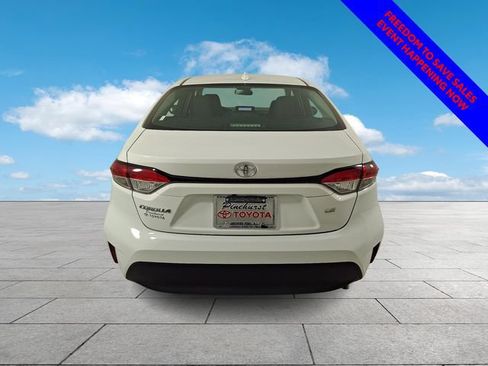 Certified 2024 Toyota Corolla LE w/ LE Convenience Package FWD image 7