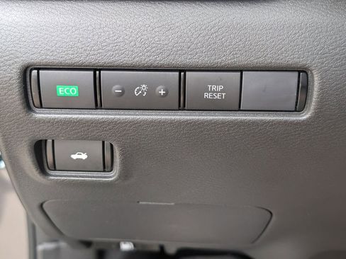 Certified 2025 Nissan Sentra SV w/ All-Weather Package FWD image 24