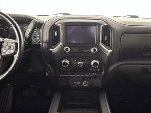 Used 2022 GMC Sierra 3500 AT4 image 27