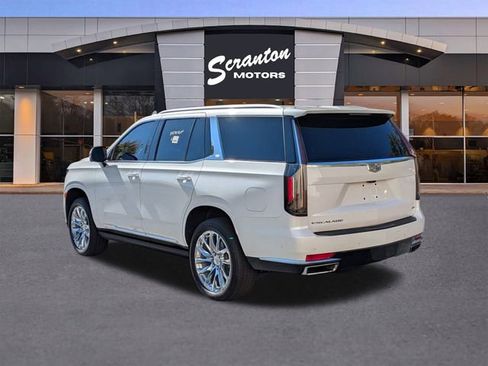 Certified 2023 Cadillac Escalade Premium Luxury Platinum w/ LPO, Radiant Package AWD/4WD image 3