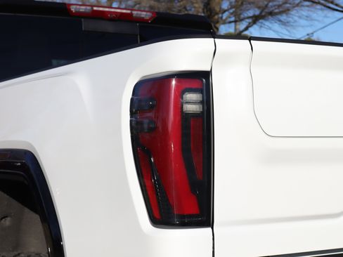 Used 2026 GMC Sierra 2500 AT4 w/ AT4 Premium Plus Package image 37