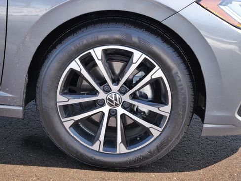 Certified 2025 Volkswagen Jetta Sport image 15