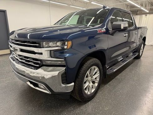 Used 2020 Chevrolet Silverado 1500 LTZ AWD/4WD image 5