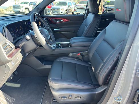 New 2026 Chevrolet Traverse Z71 image 25