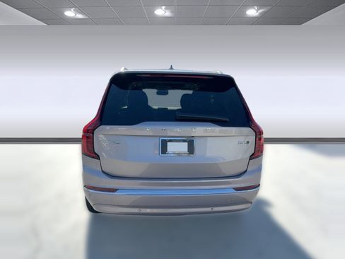 New 2026 Volvo XC90 B6 Plus w/ Protection Package image 10
