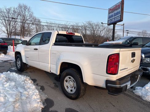 Used 2020 Chevrolet Colorado W/T w/ WT Convenience Package RWD image 10
