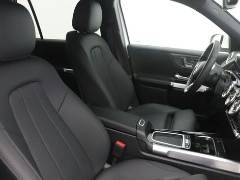 Certified 2026 Mercedes-Benz GLB 250 image 30