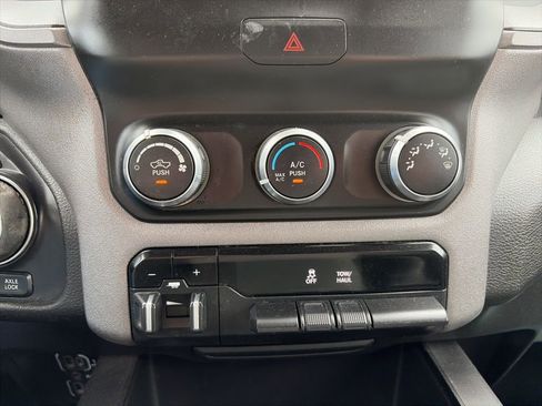 Used 2019 RAM 1500 Tradesman image 20