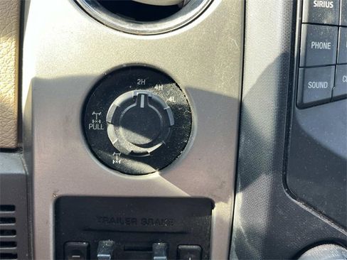 Used 2014 Ford F150 XLT w/ Equipment Group 302A Luxury image 31