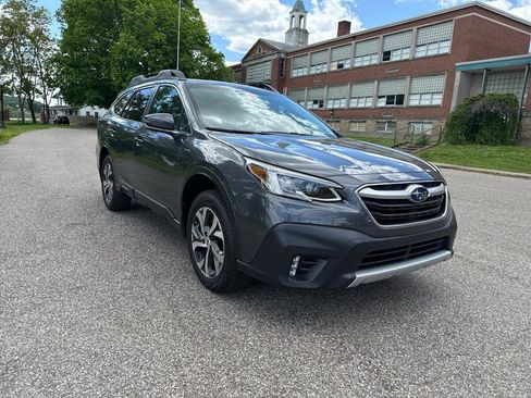 Used 2022 Subaru Outback Limited w/ Popular Package #2 AWD/4WD image 6