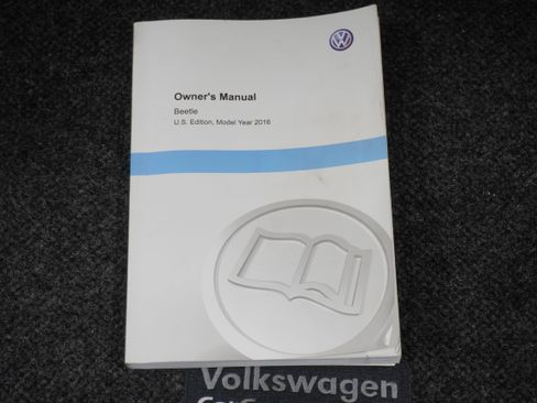 Used 2016 Volkswagen Beetle 1.8T S FWD image 20