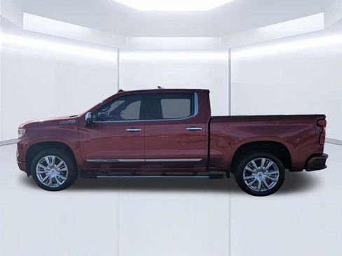 New 2025 Chevrolet Silverado 1500 High Country w/ High Country Premium Package AWD/4WD image 8