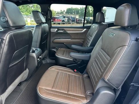 New 2026 GMC Acadia Denali Ultimate AWD/4WD image 23
