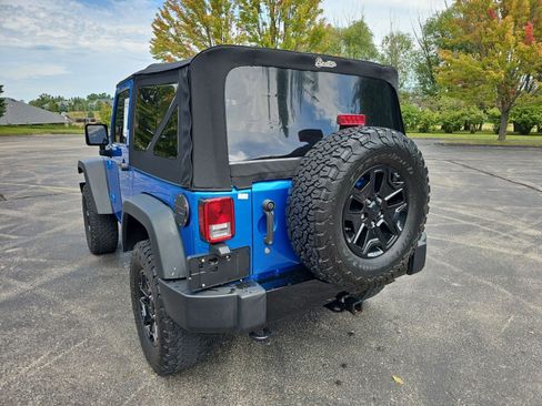 Used 2015 Jeep Wrangler Sport AWD/4WD image 3