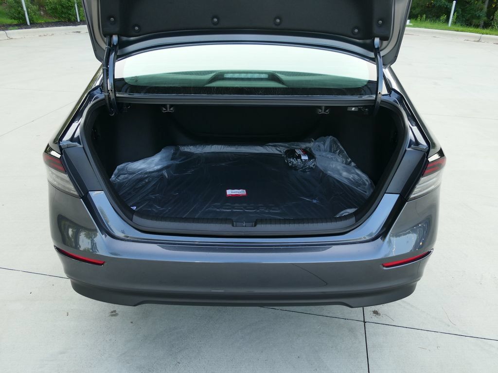 New 2026 Honda Accord LX image 33