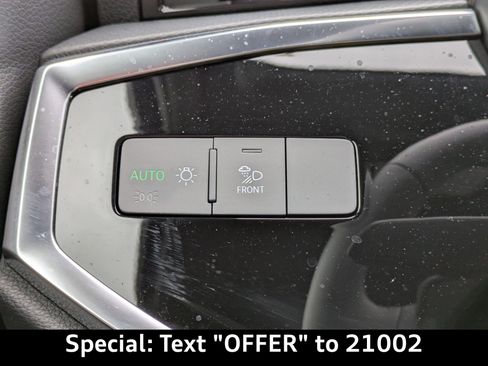 Used 2025 Audi Q3 2.0T Premium w/ Convenience Package image 35