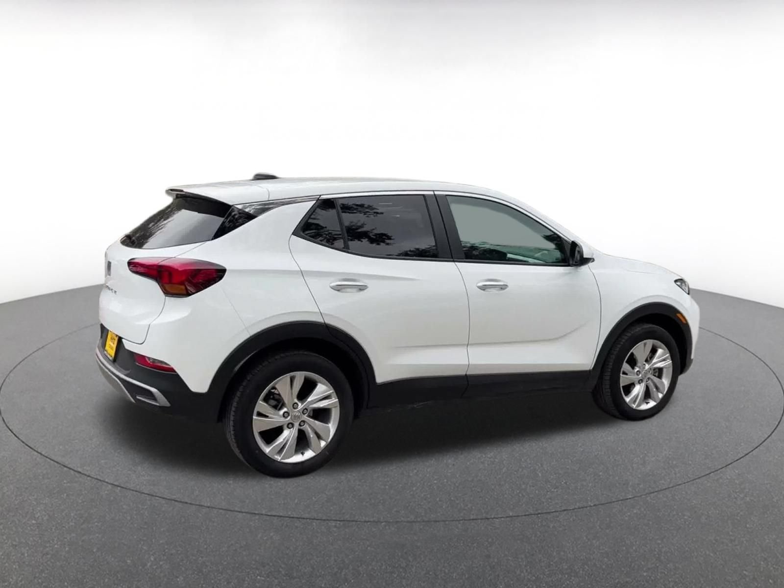 Used 2025 Buick Encore GX Preferred AWD/4WD image 14