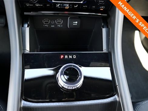 New 2025 Jeep Grand Cherokee Laredo w/ Trailer Tow Package image 22