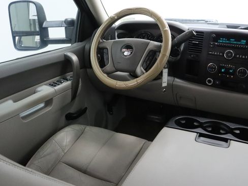 Used 2011 GMC Sierra 1500 SLE w/ Texas Edition RWD image 28