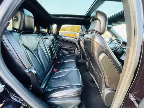 Used 2019 Lincoln MKC Select w/ Select Plus Package image 30