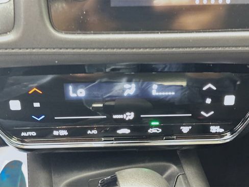 Used 2022 Honda HR-V EX image 17