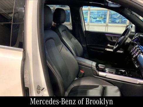 Certified 2022 Mercedes-Benz GLB 250 GLB 250 image 9