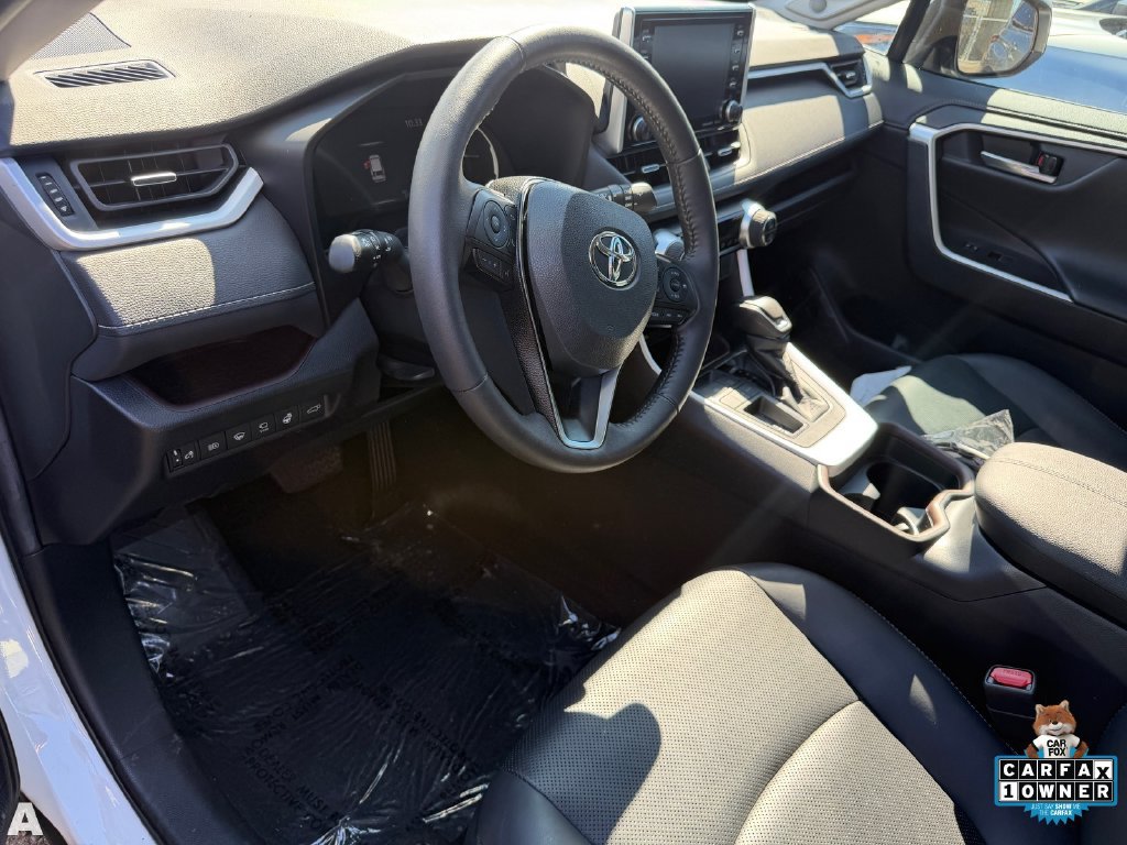 Used 2021 Toyota RAV4 Limited FWD image 7