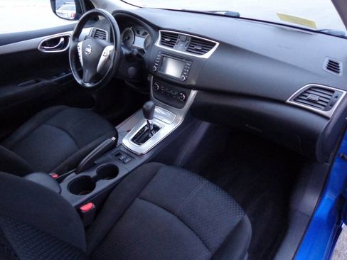 Used 2015 Nissan Sentra SR w/ Navigation Package image 9