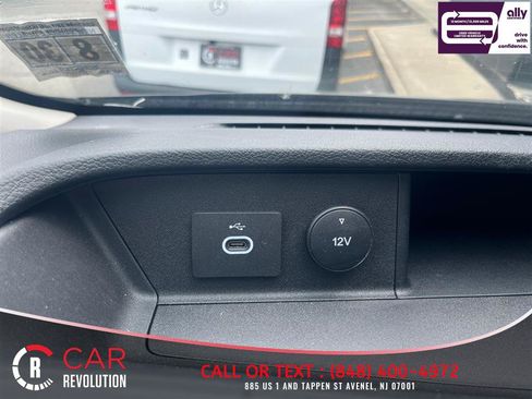 Used 2025 Ford Transit 350 XLT AWD/4WD image 22