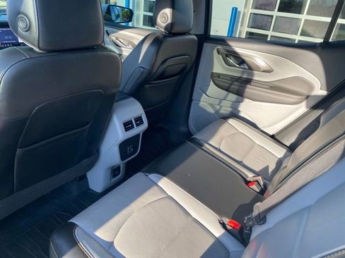 Used 2019 GMC Terrain SLT w/ Preferred Package FWD image 32