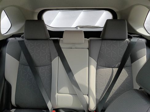 Used 2019 Toyota RAV4 XLE AWD/4WD image 14