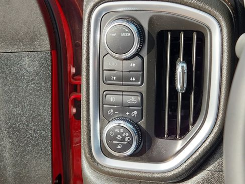 Used 2022 GMC Sierra 2500 AT4 w/ AT4 Preferred Package image 19