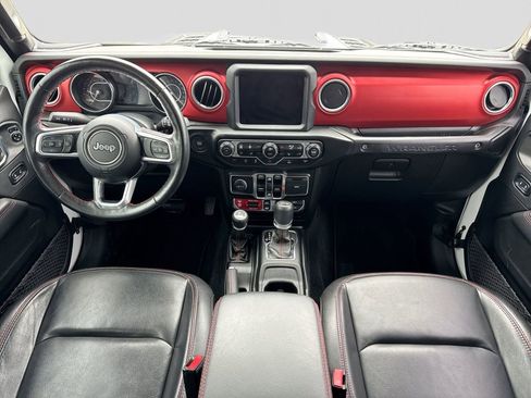 Used 2021 Jeep Wrangler Unlimited Rubicon w/ Uconnect 4C Nav & Sound Group image 17