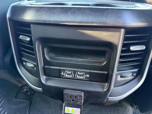 Used 2020 RAM 1500 Big Horn AWD/4WD image 23