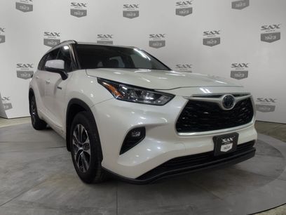 Used 2020 Toyota Highlander XLE