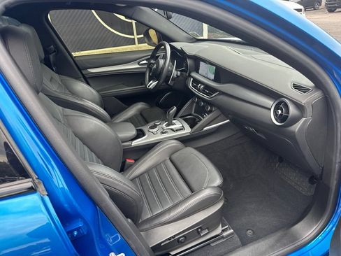 Used 2023 Alfa Romeo Stelvio Veloce AWD/4WD image 66