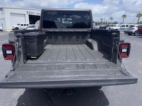 Used 2023 Jeep Gladiator Rubicon w/ LED Lighting Group image 4