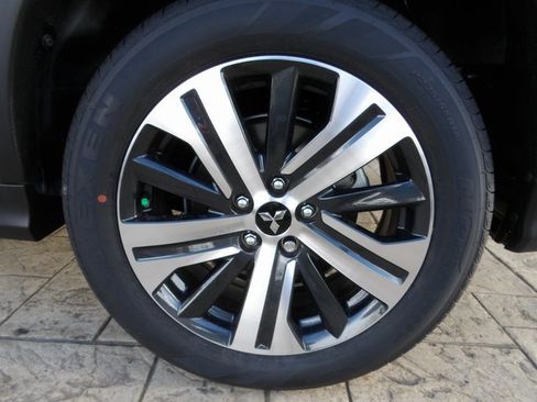 New 2025 Mitsubishi Outlander Sport ES image 10