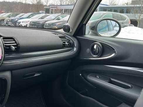 Used 2020 MINI Cooper Clubman S w/ Storage Package image 24