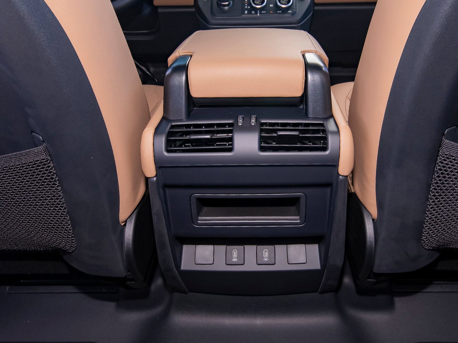 New 2026 Land Rover Defender 110 X-Dynamic SE AWD/4WD image 50