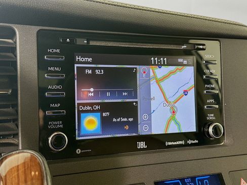 Used 2019 Toyota Sienna Limited Premium AWD/4WD image 23