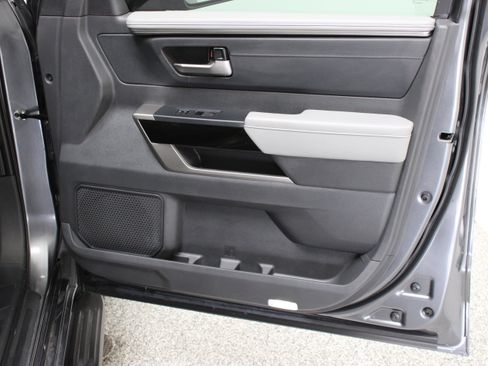 Used 2026 Toyota Sequoia Limited AWD/4WD image 40